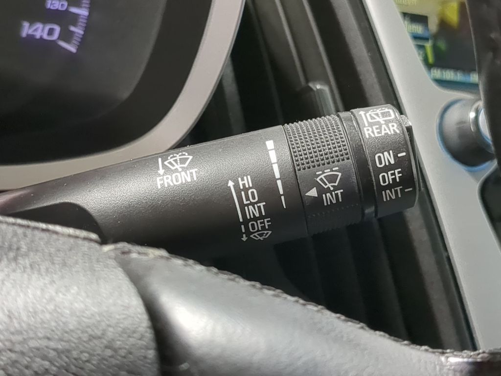 Thumbnail: 2012 Chevrolet Equinox - 38