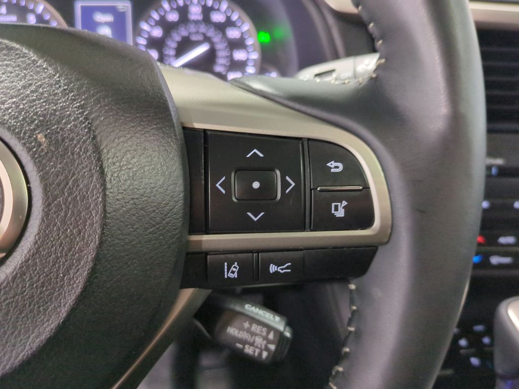 Thumbnail: 2018 Lexus RX - 31