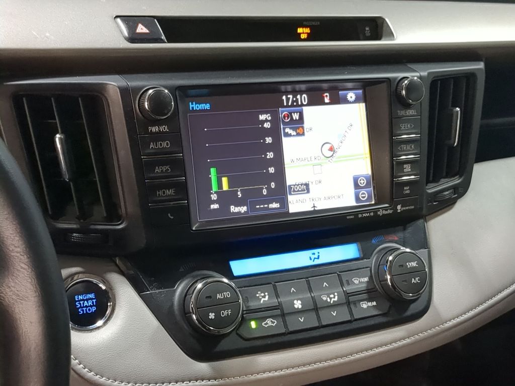 Thumbnail: 2016 Toyota RAV4 - 14