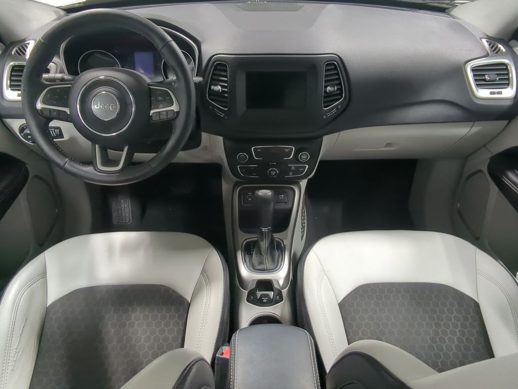 Thumbnail: 2019 Jeep Compass - 10