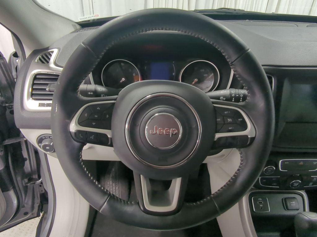 Thumbnail: 2019 Jeep Compass - 14