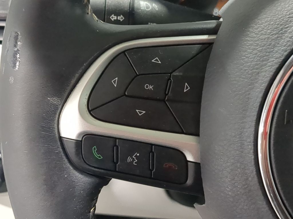 Thumbnail: 2019 Jeep Compass - 38