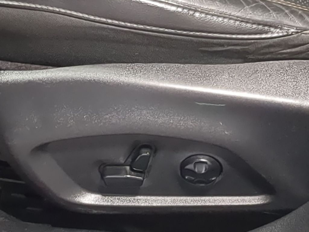 Thumbnail: 2018 Jeep Compass - 25