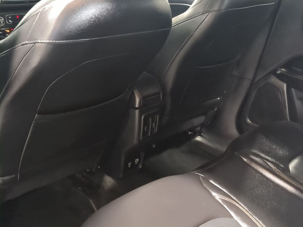Thumbnail: 2018 Jeep Compass - 12