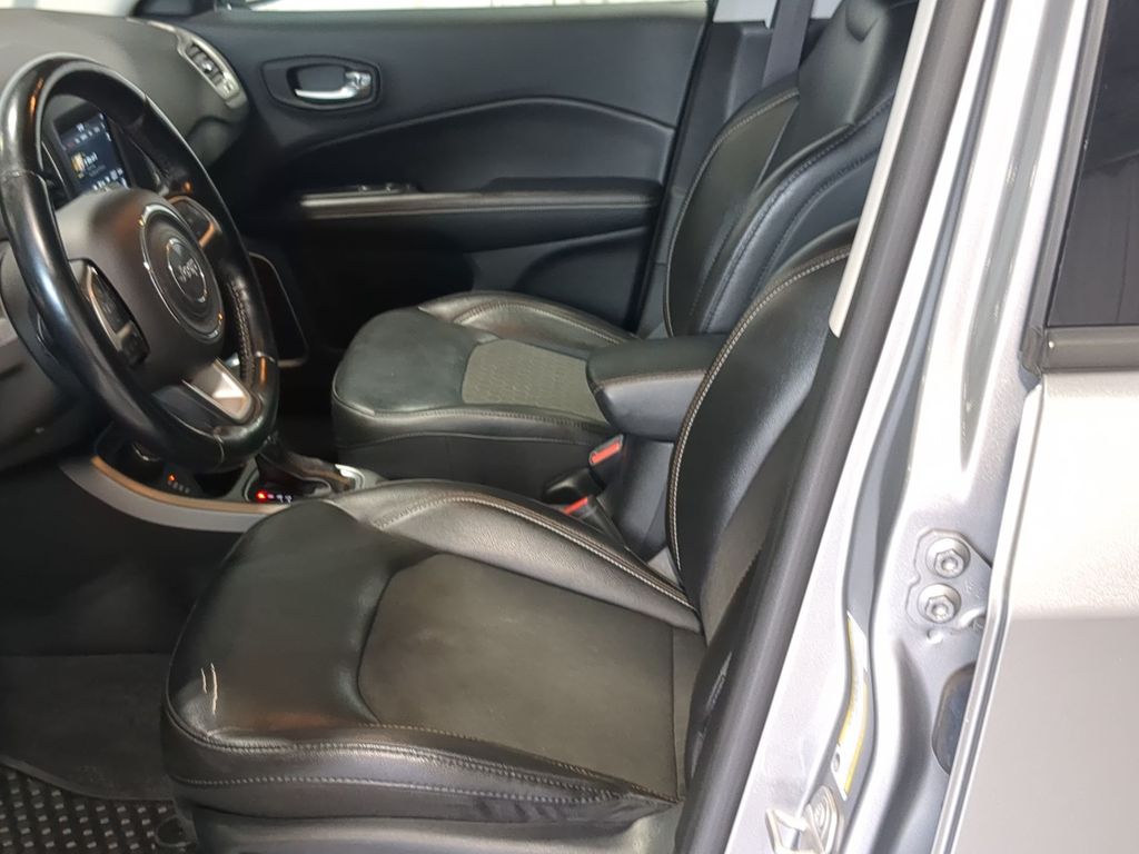 Thumbnail: 2020 Jeep Compass - 10