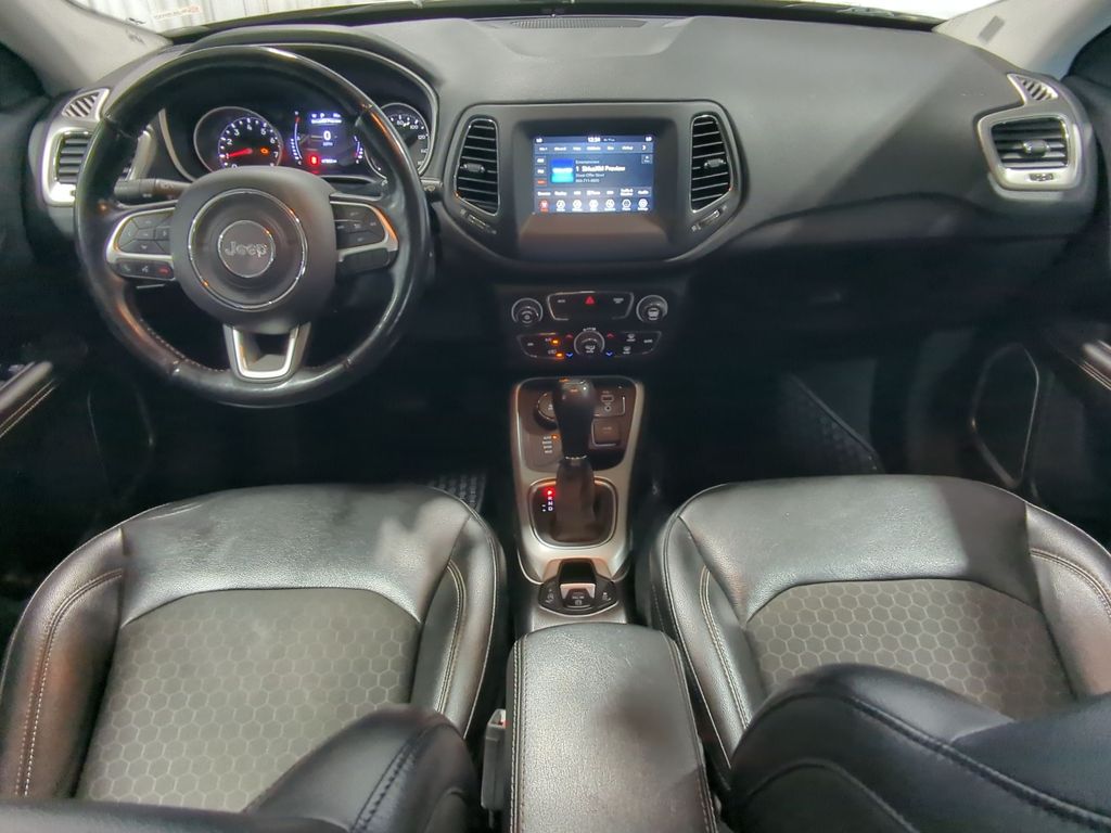 Thumbnail: 2020 Jeep Compass - 9