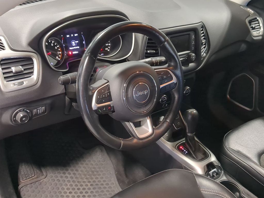 Thumbnail: 2018 Jeep Compass - 2