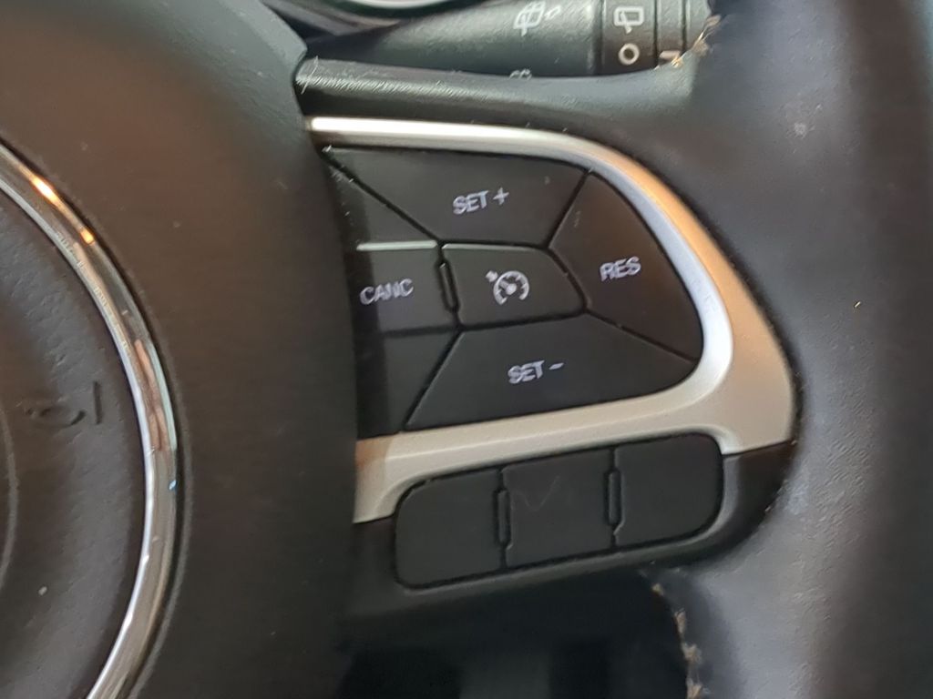 Thumbnail: 2018 Jeep Compass - 30