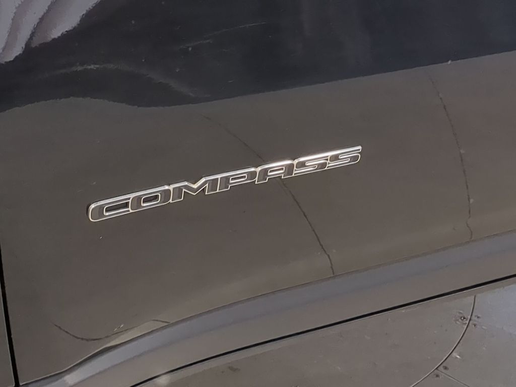 Thumbnail: 2020 Jeep Compass - 7
