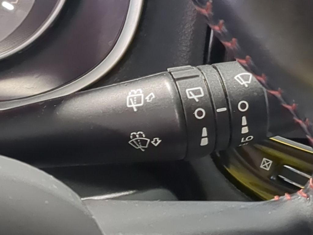 Thumbnail: 2020 Jeep Compass - 16