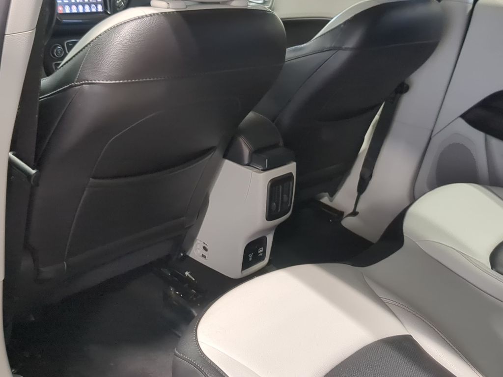 Thumbnail: 2020 Jeep Compass - 12