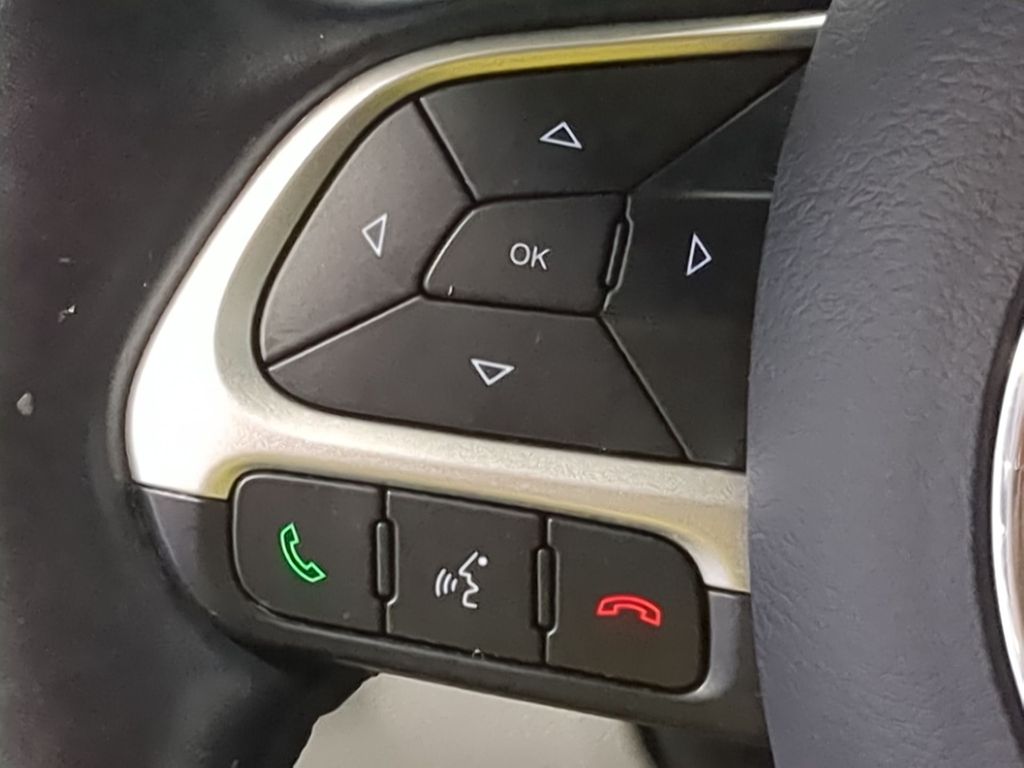 Thumbnail: 2020 Jeep Compass - 29