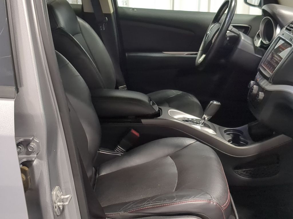Thumbnail: 2015 Dodge Journey - 10