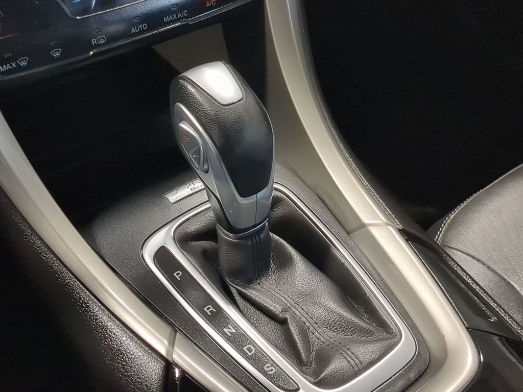 Thumbnail: 2014 Ford Fusion - 14
