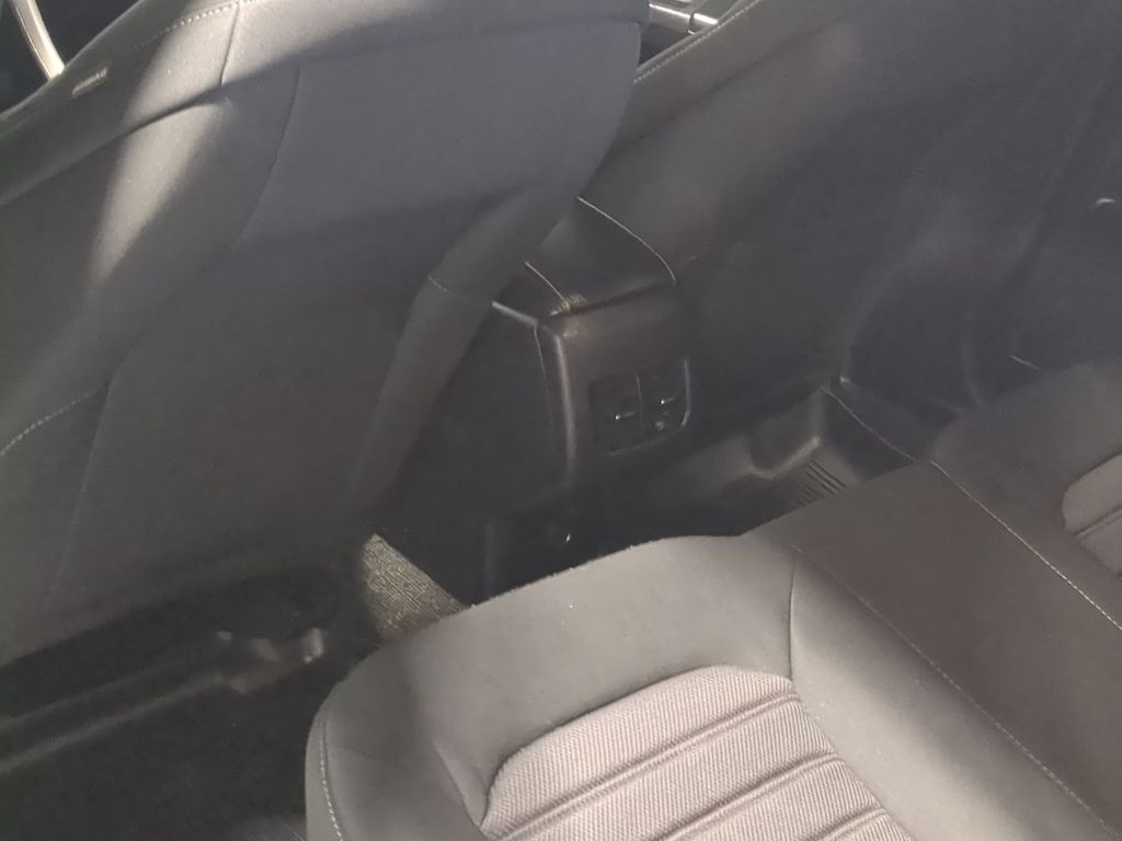 Thumbnail: 2020 Ford Fusion - 26