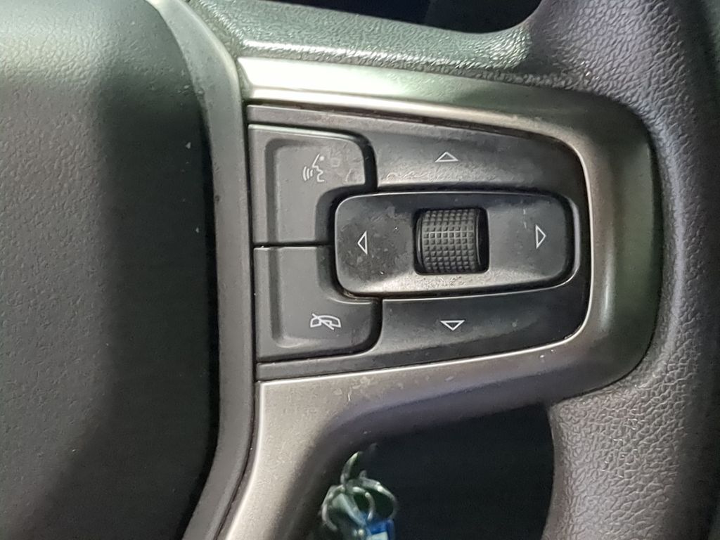 Thumbnail: 2021 Chevrolet Silverado 1500 - 29