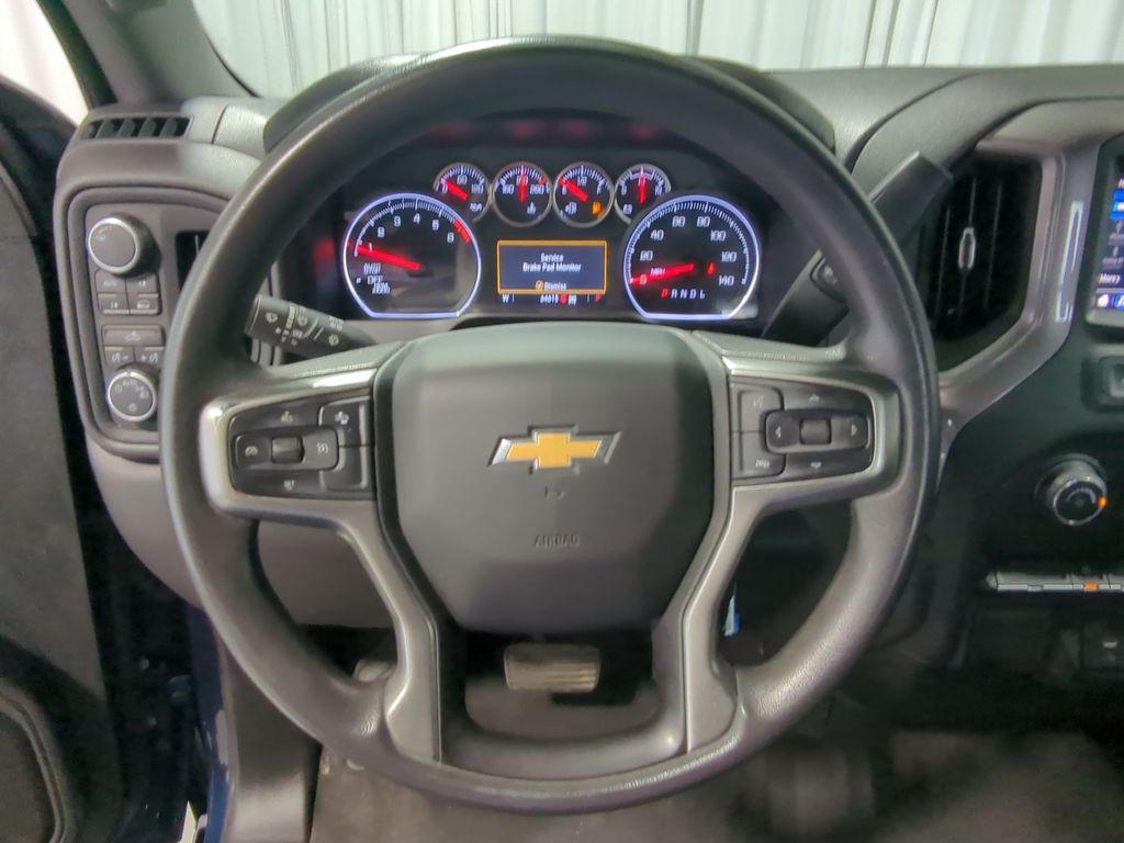 Thumbnail: 2021 Chevrolet Silverado 1500 - 11