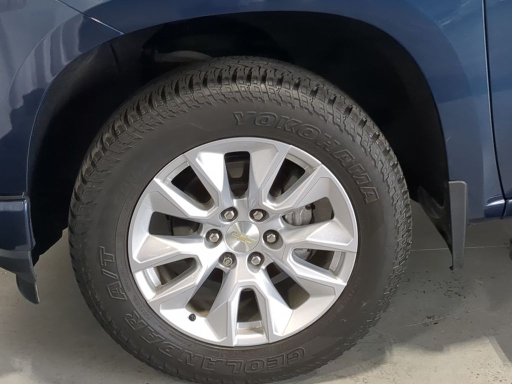 Thumbnail: 2021 Chevrolet Silverado 1500 - 7