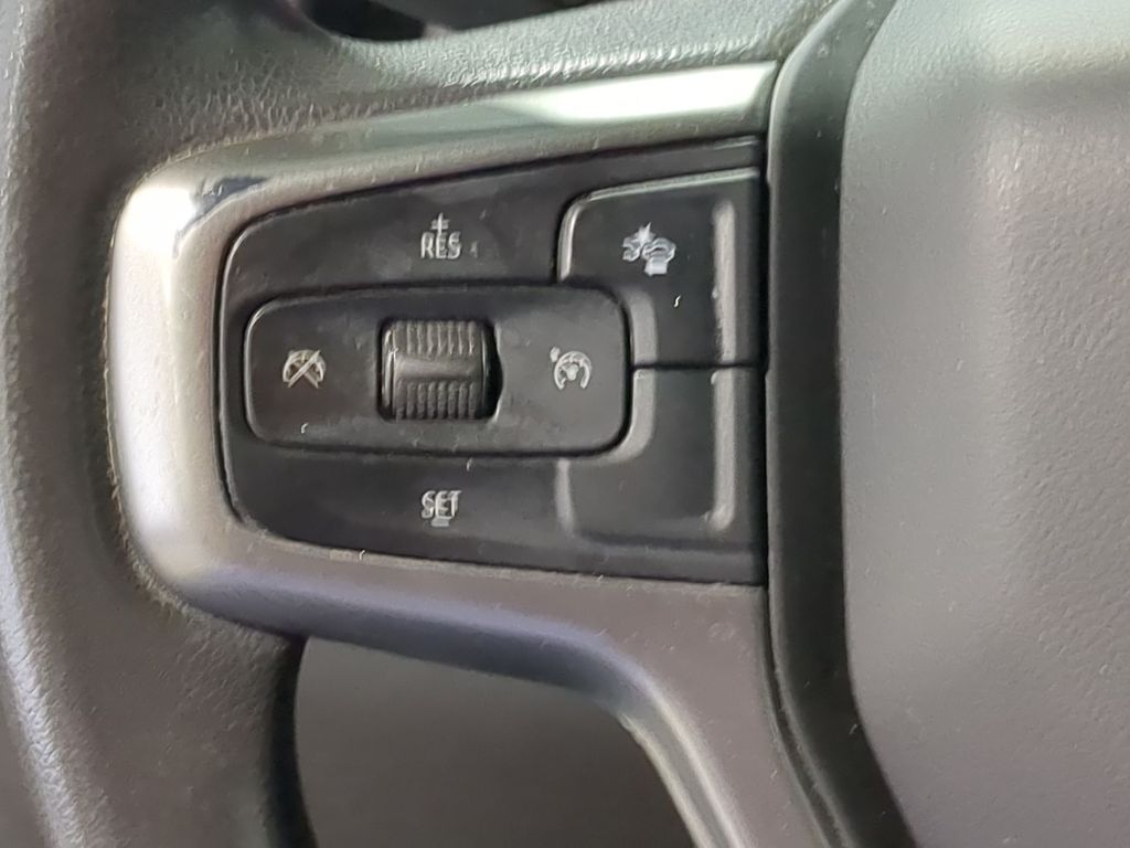 Thumbnail: 2021 Chevrolet Silverado 1500 - 28