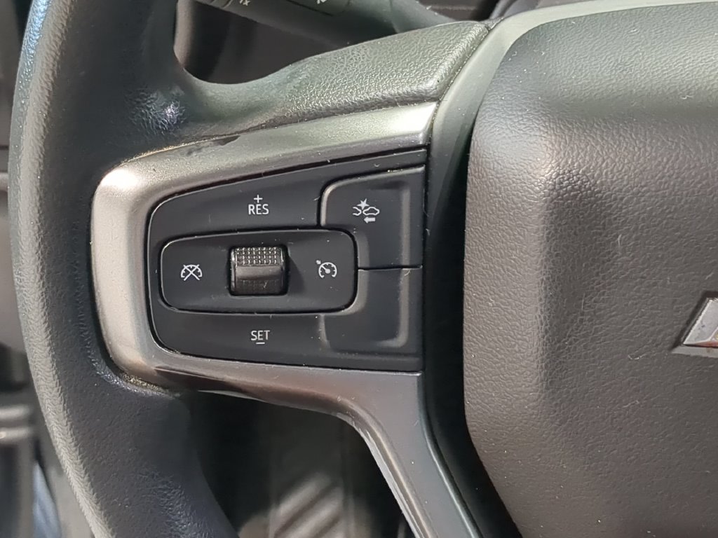 Thumbnail: 2021 Chevrolet Silverado 1500 - 27