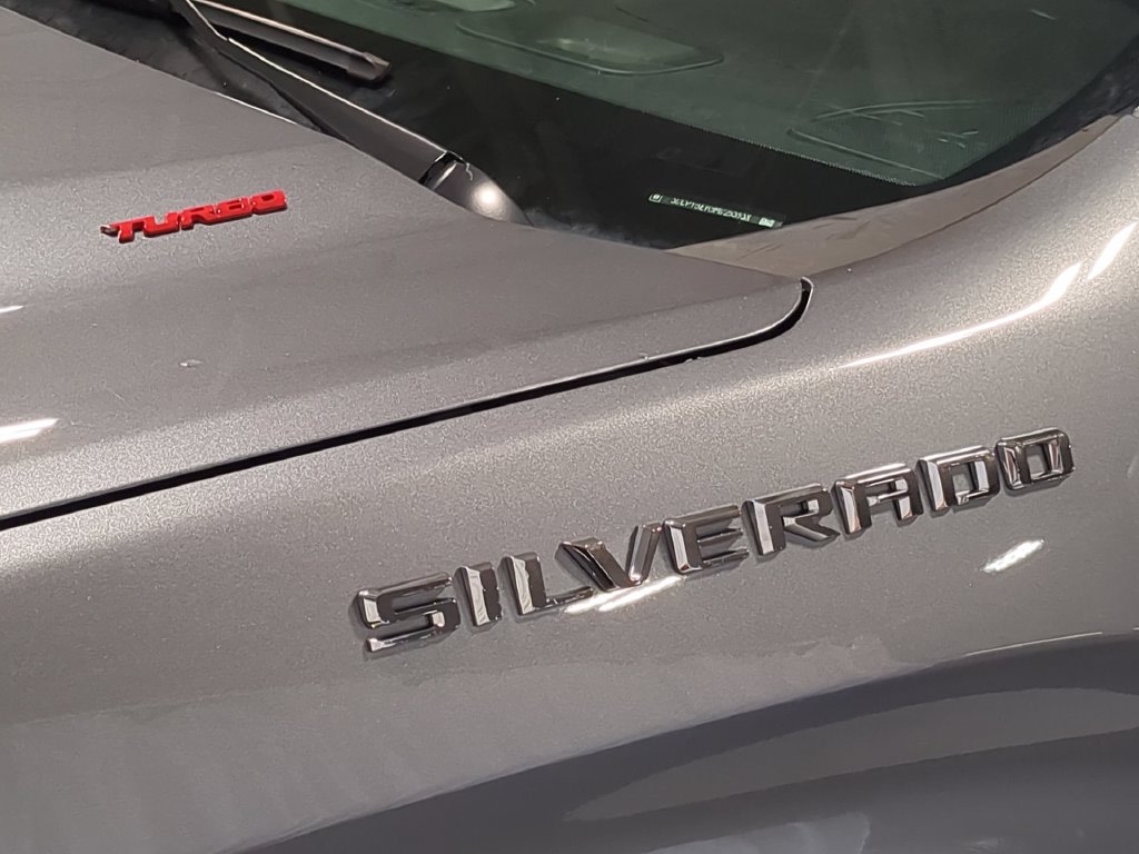 Thumbnail: 2021 Chevrolet Silverado 1500 - 23