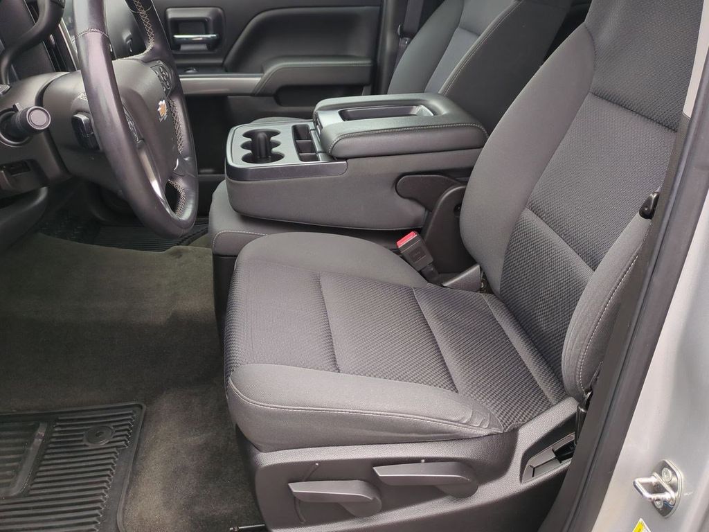 Thumbnail: 2017 Chevrolet Silverado 1500 - 10