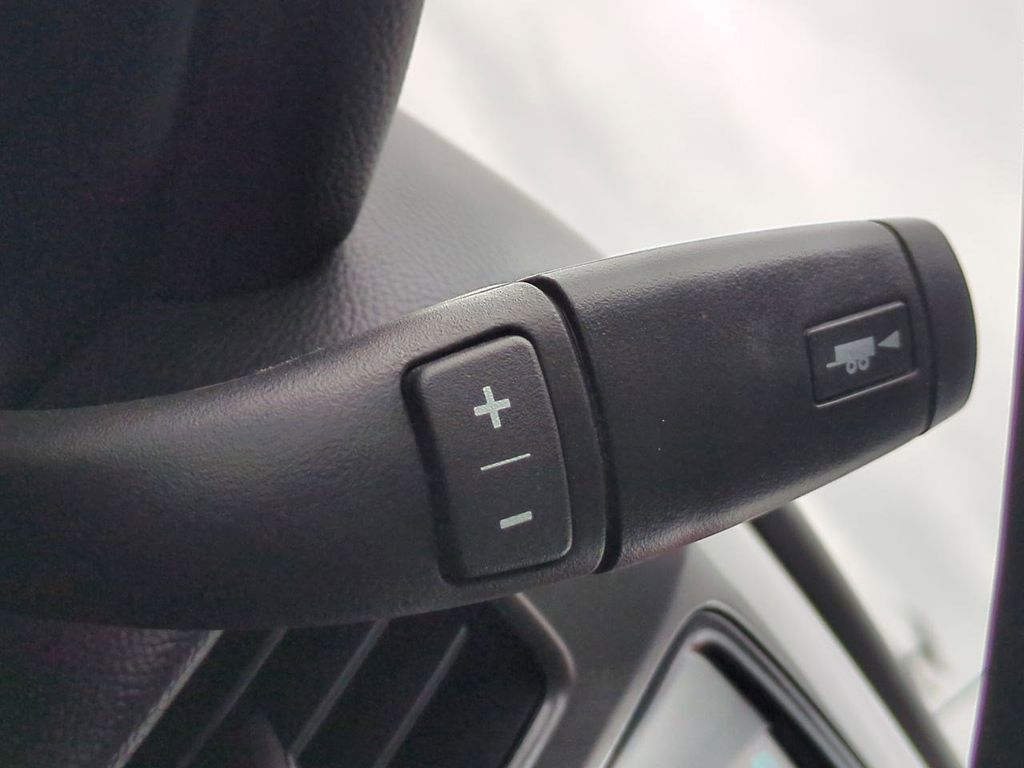 Thumbnail: 2017 Chevrolet Silverado 1500 - 15