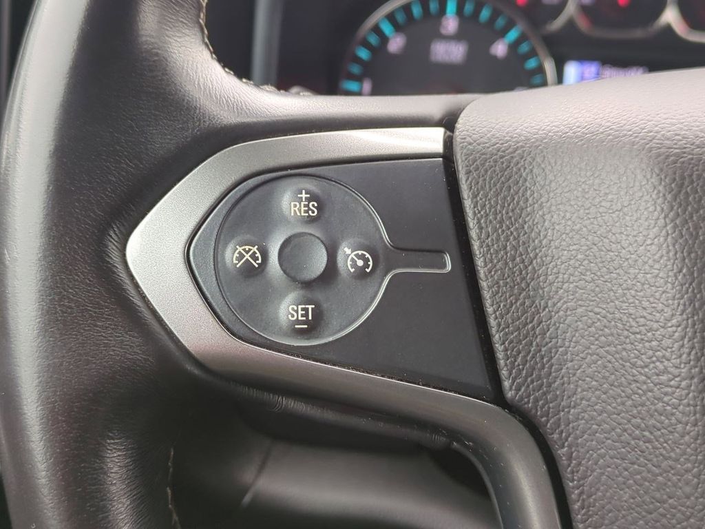 Thumbnail: 2017 Chevrolet Silverado 1500 - 27