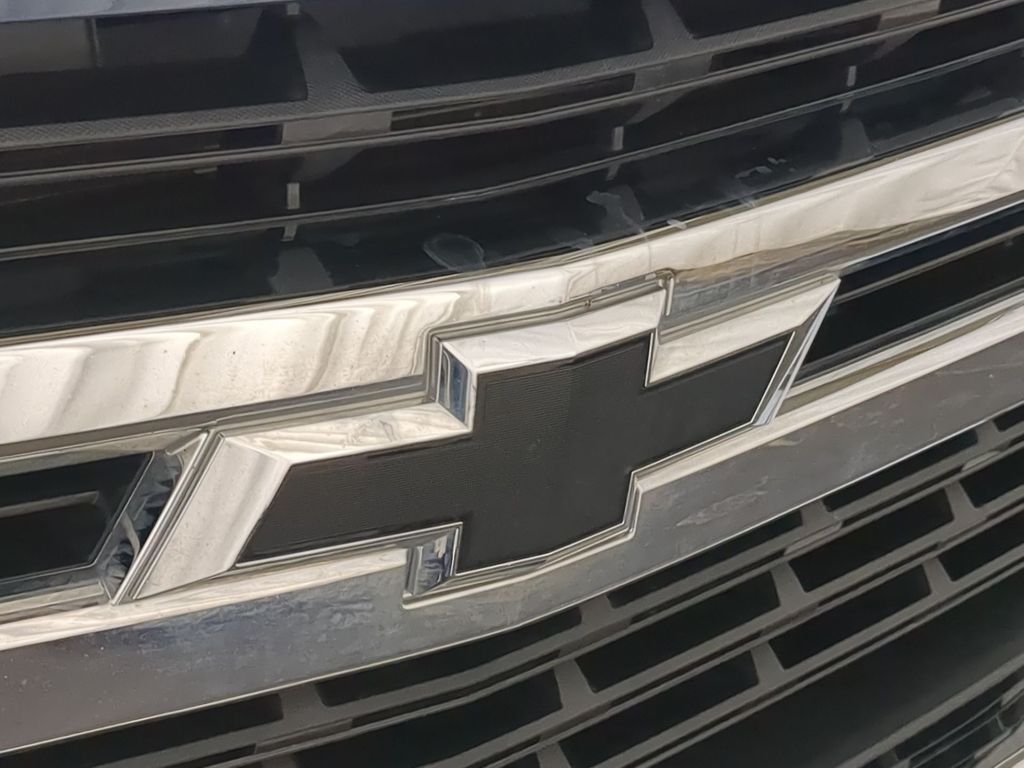 Thumbnail: 2022 Chevrolet Silverado 1500 - 24