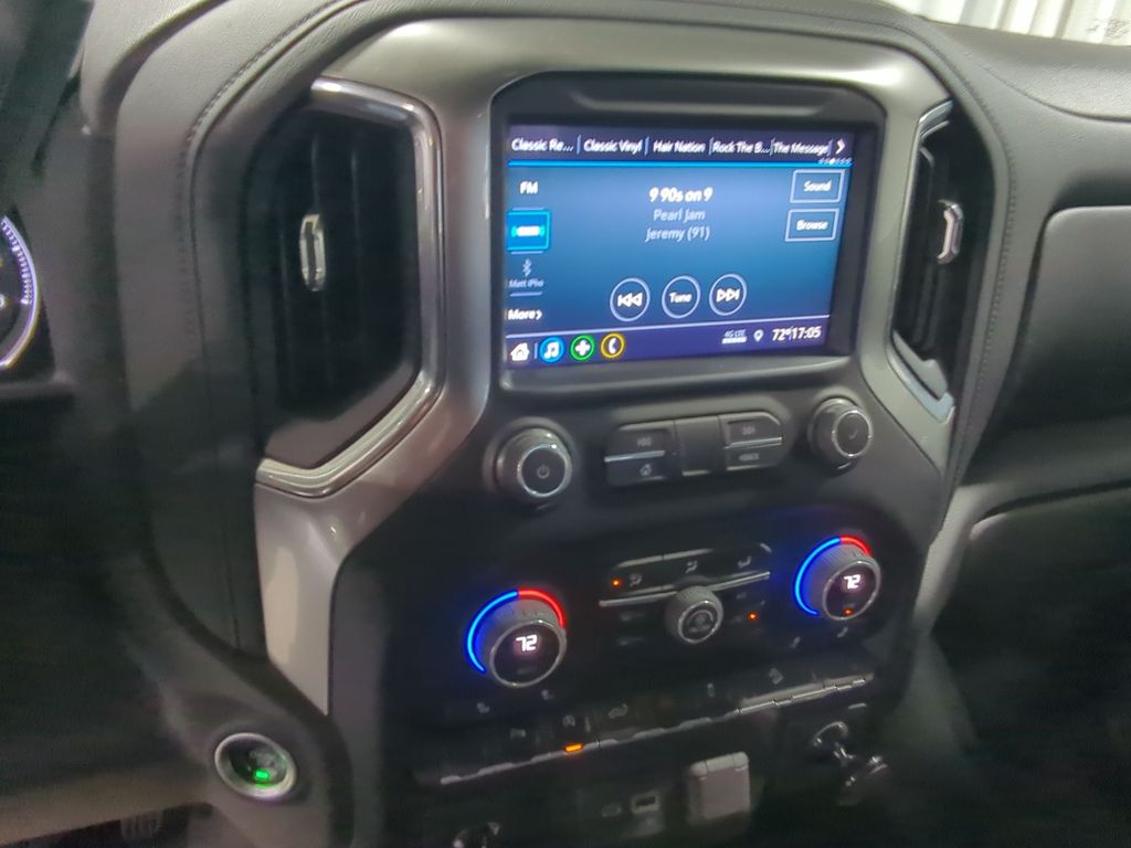 Thumbnail: 2022 Chevrolet Silverado 1500 - 14