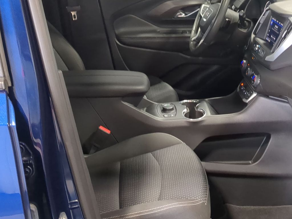 Thumbnail: 2023 GMC Terrain - 11