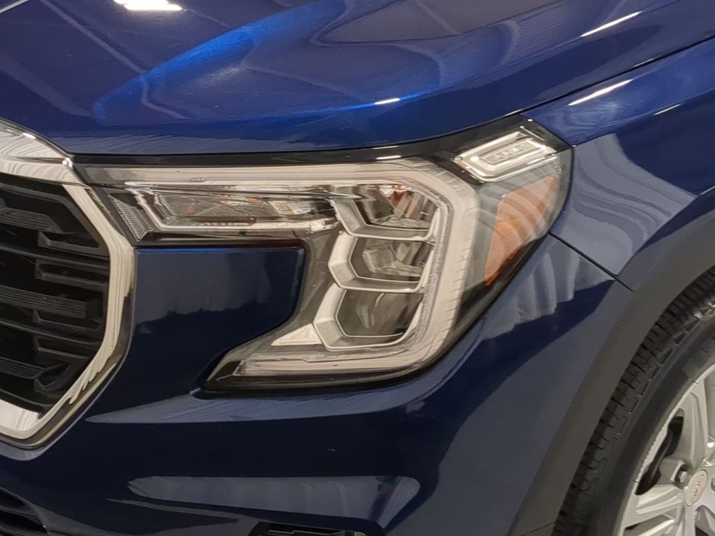 Thumbnail: 2023 GMC Terrain - 24