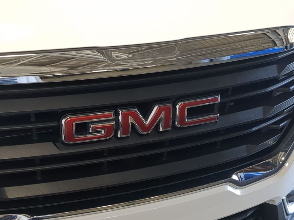 Thumbnail: 2023 GMC Terrain - 7