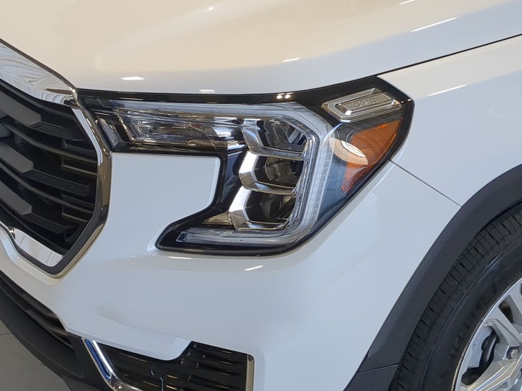 Thumbnail: 2023 GMC Terrain - 23
