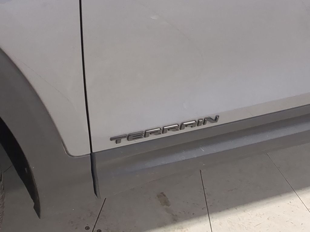 Thumbnail: 2019 GMC Terrain - 24