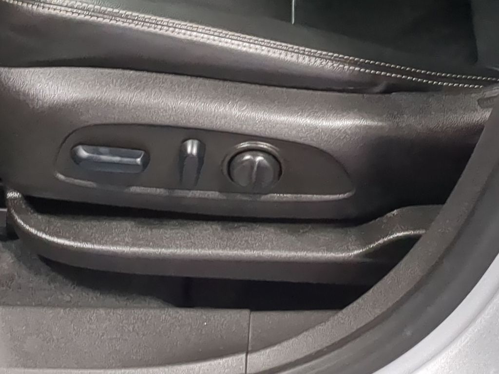 Thumbnail: 2022 GMC Terrain - 26