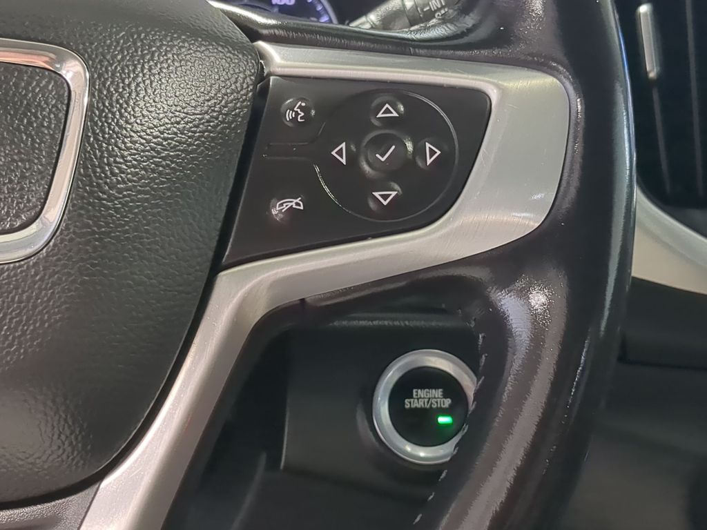 Thumbnail: 2022 GMC Terrain - 30