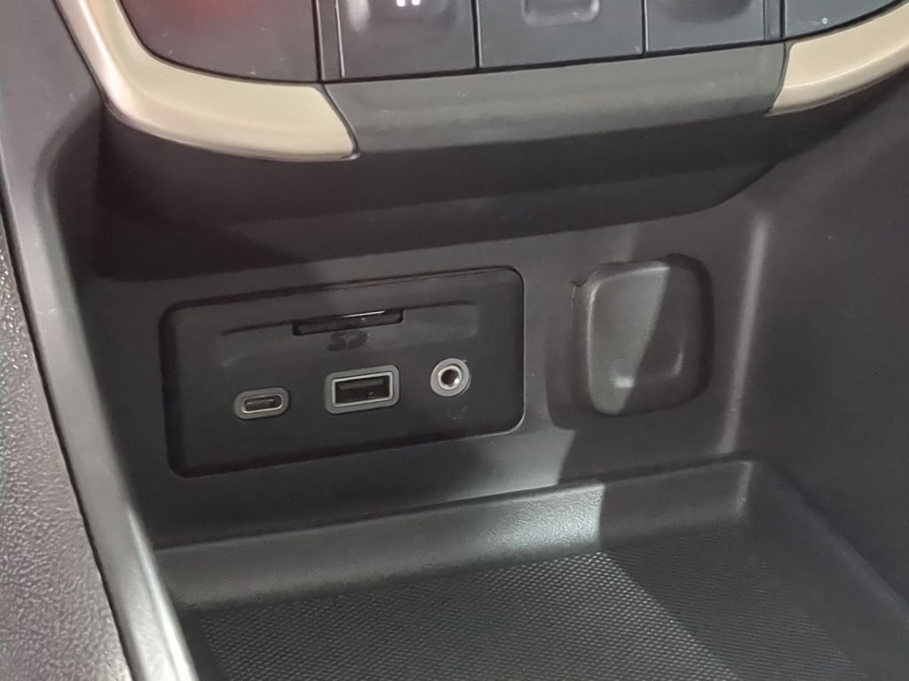 Thumbnail: 2023 GMC Terrain - 35