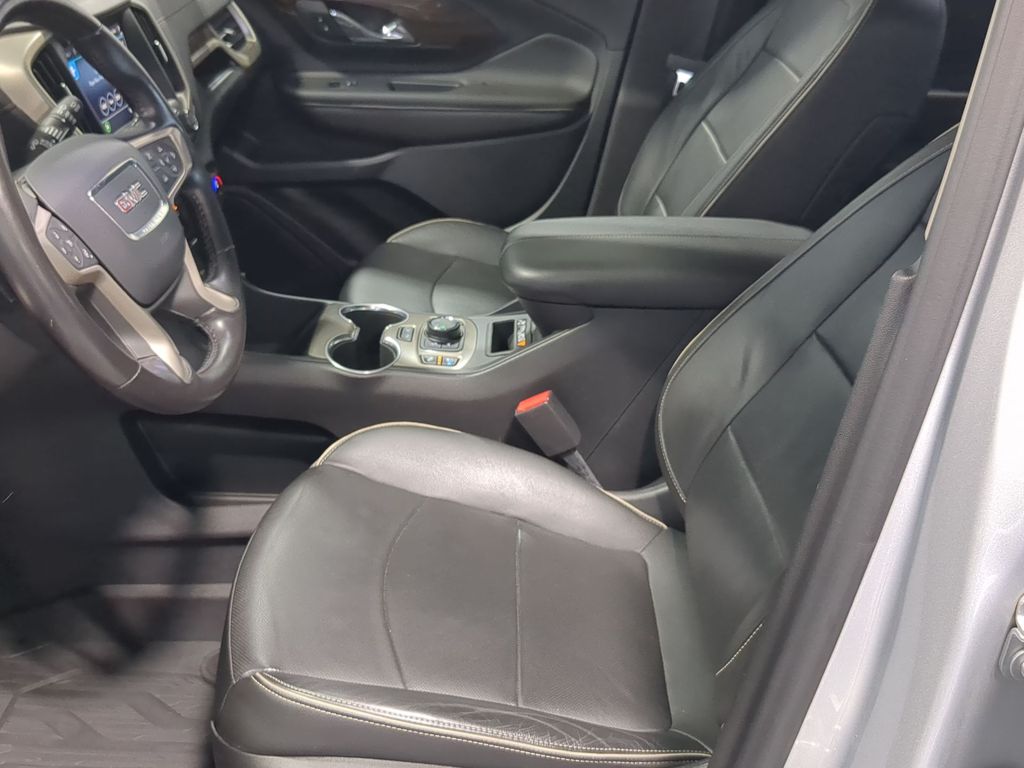 Thumbnail: 2020 GMC Terrain - 10