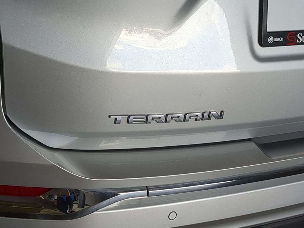 Thumbnail: 2020 GMC Terrain - 24