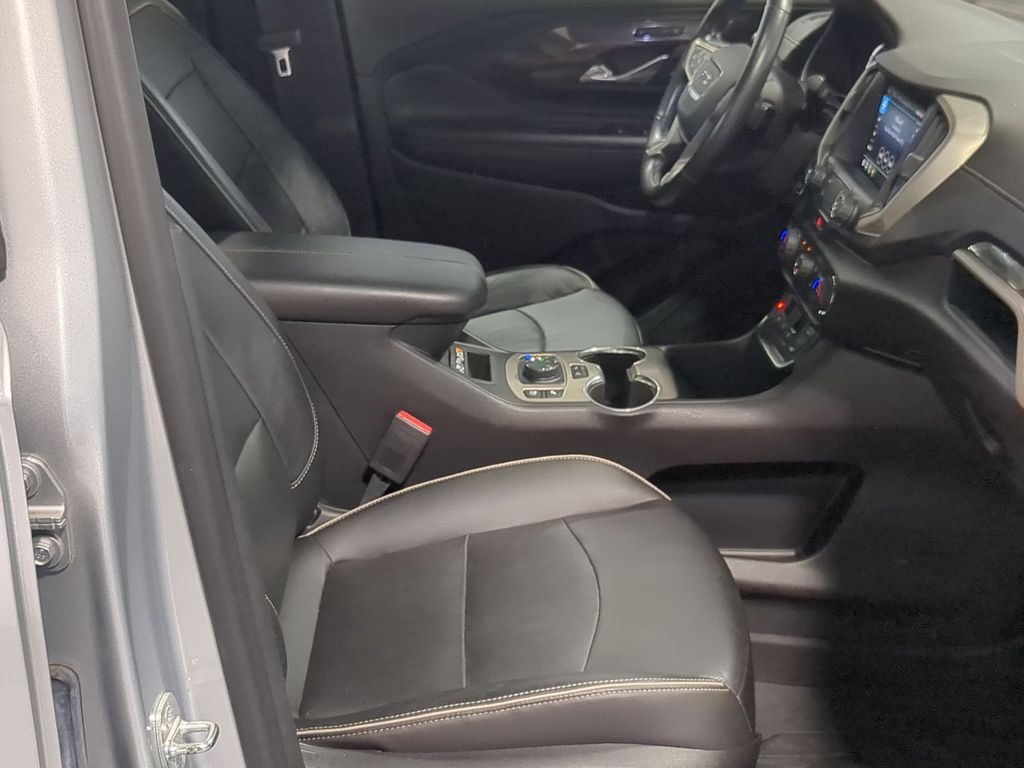 Thumbnail: 2020 GMC Terrain - 11