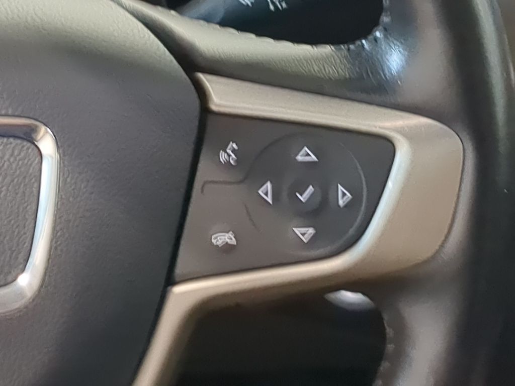 Thumbnail: 2020 GMC Terrain - 29