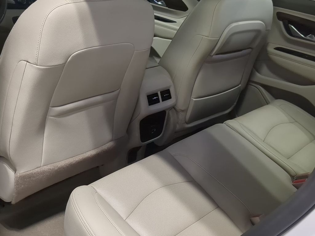 Thumbnail: 2020 GMC Terrain - 11