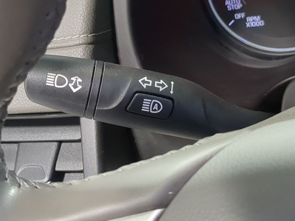 Thumbnail: 2020 GMC Terrain - 14