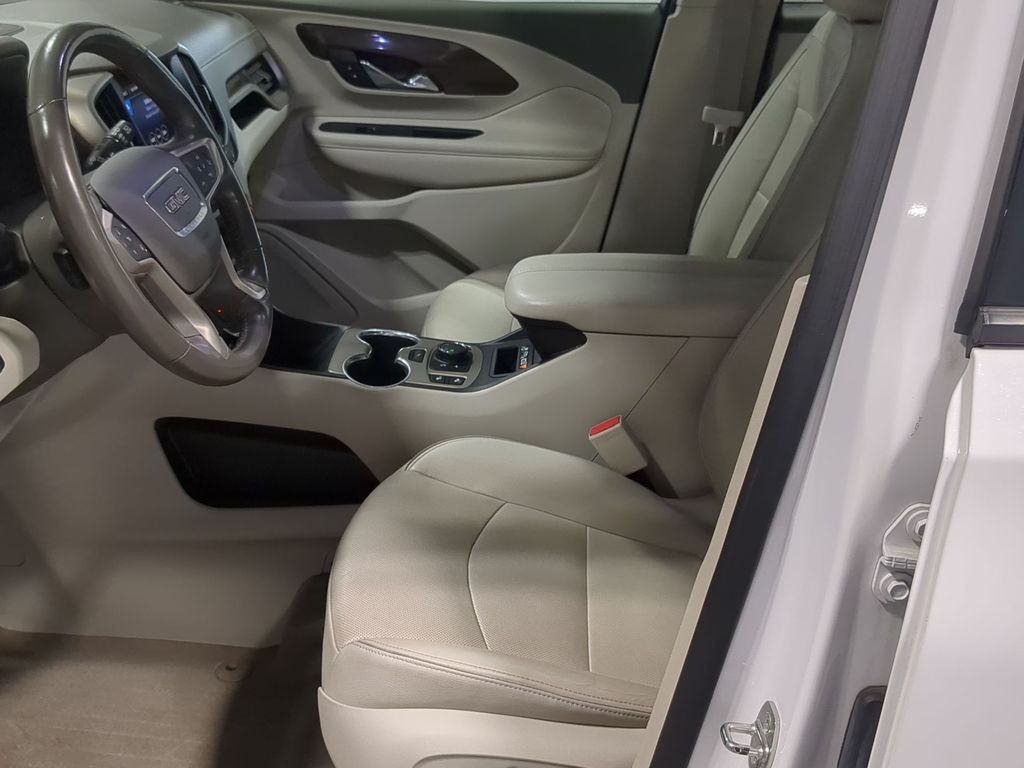 Thumbnail: 2020 GMC Terrain - 9