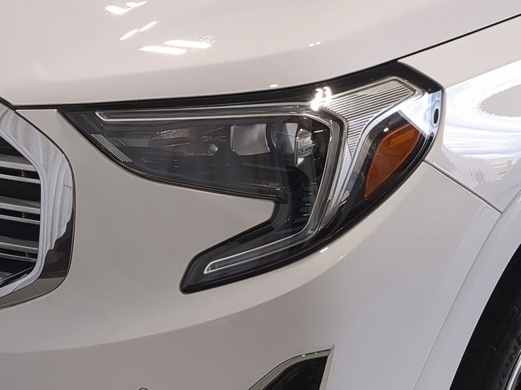 Thumbnail: 2020 GMC Terrain - 23