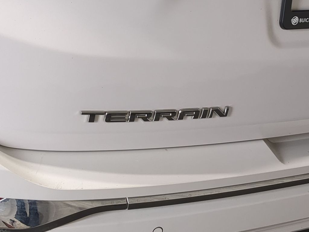 Thumbnail: 2020 GMC Terrain - 24