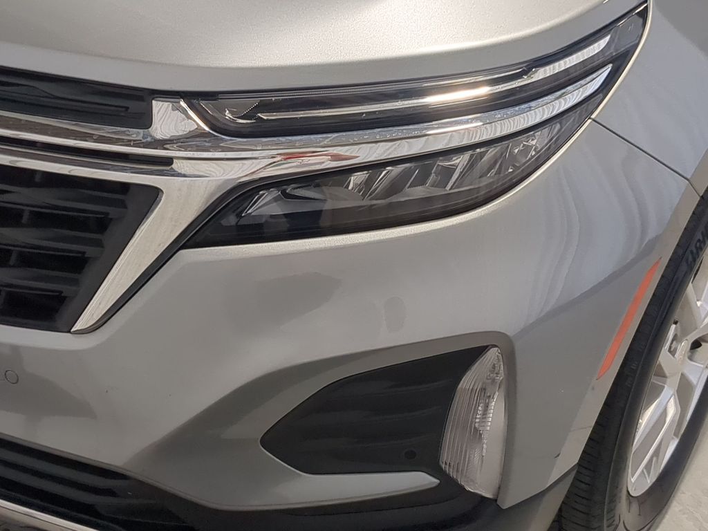 Thumbnail: 2023 Chevrolet Equinox - 23