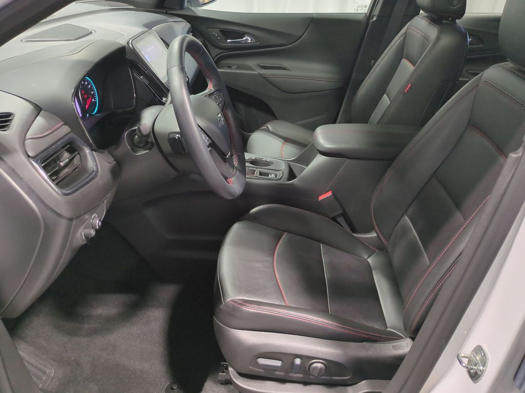 Thumbnail: 2023 Chevrolet Equinox - 10