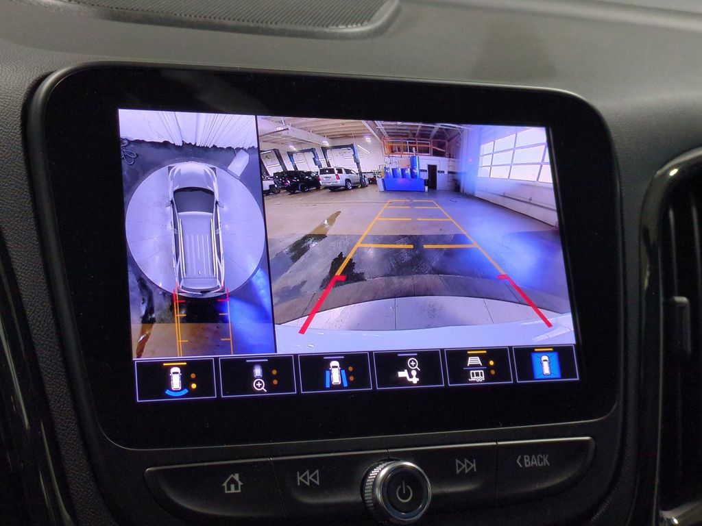 Thumbnail: 2023 Chevrolet Equinox - 34